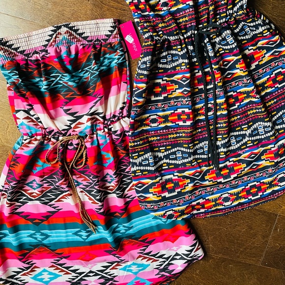 2 Super Cute Never Worn Strapless Summer Dresses Size: XS - Picture 2 of 7